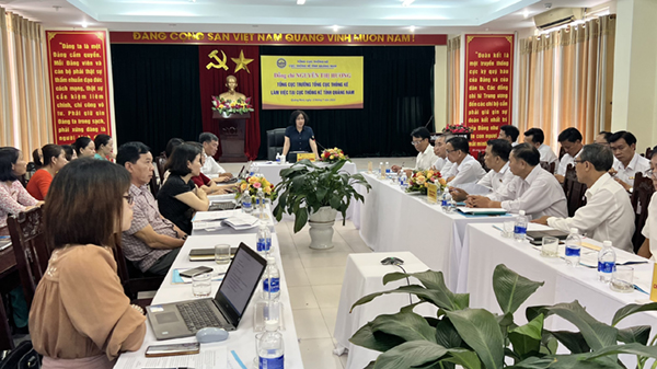 Tổng cục Thống kê tiếp tục chuyến thăm và làm việc tại một số tỉnh miền Trung 4