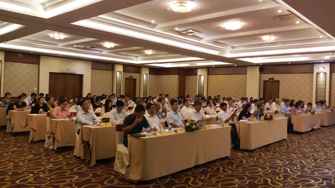 Tổng cục Thống kê tổ chức Lớp bồi dưỡng nghiệp vụ công tác văn phòng cho Cục Thống kê các tỉnh phía Nam và Nam Trung Bộ. 1
