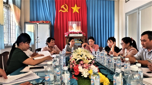 Phó Tổng cục trưởng Tổng cục Thống kê Đỗ Thị Ngọc và đoàn công tác làm việc về Điều tra thí điểm Tổng điều tra Nông thôn, nông nghiệp năm 2025 tại tỉnh Tiền Giang 1
