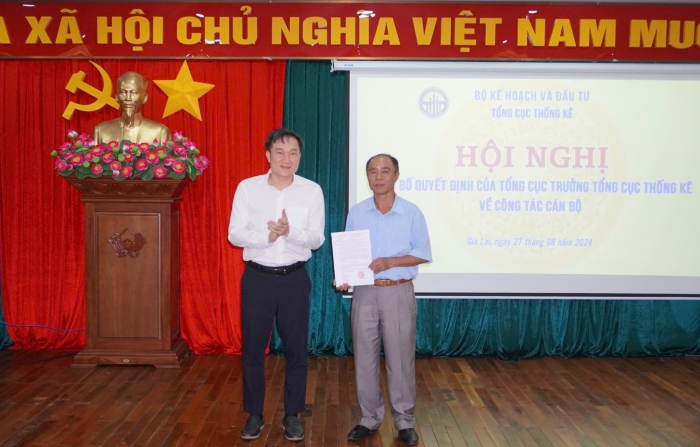 Hội nghị công bố Quyết định của Tổng cục trưởng Tổng cục Thống kê về công tác cán bộ tỉnh Gia Lai 1